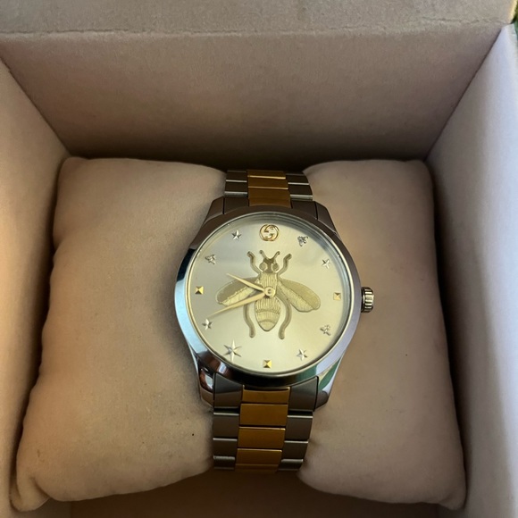 Gucci G-timeless watch - Picture 2 of 4